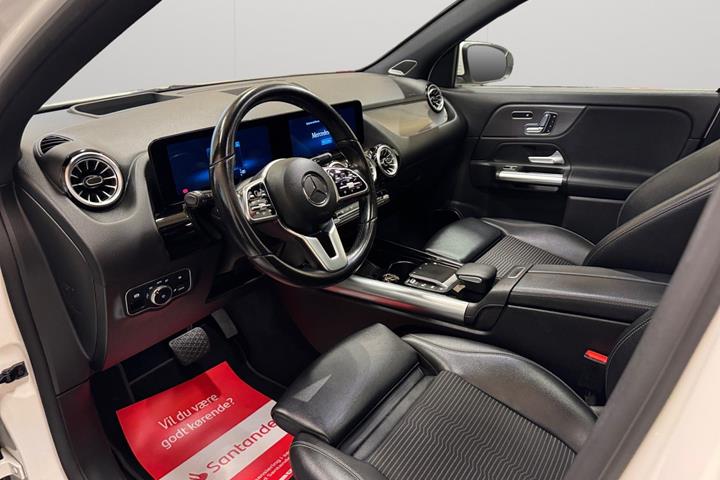 Hvid Mercedes EQA250 fra 2021