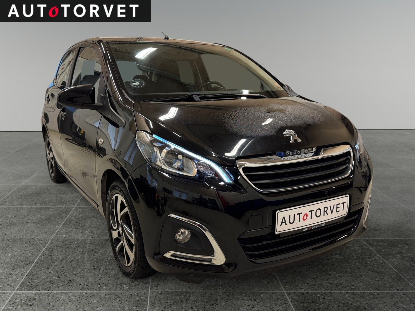 Sort Peugeot 108 fra 2020