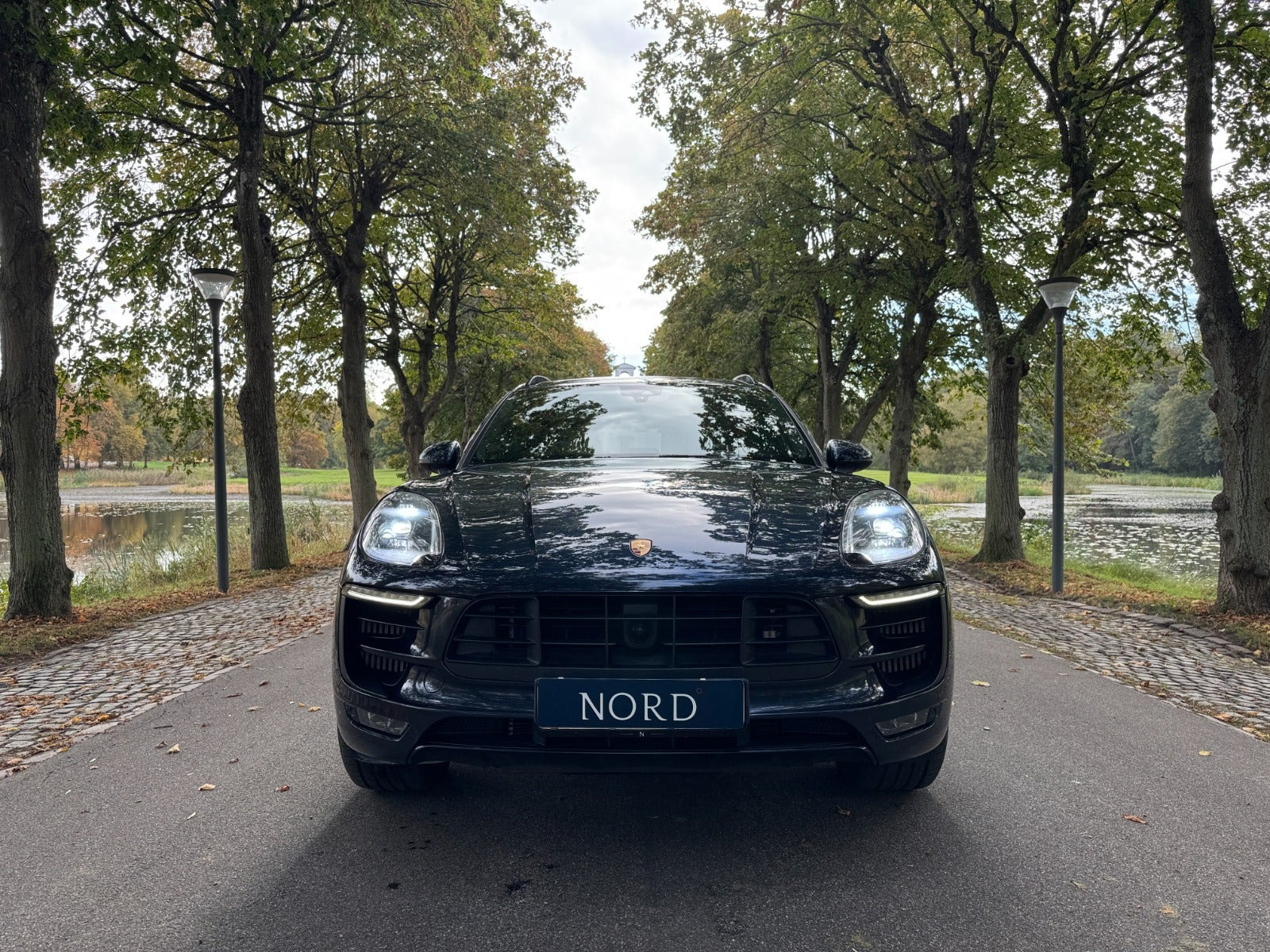 Grøn Porsche Macan GTS fra 2017