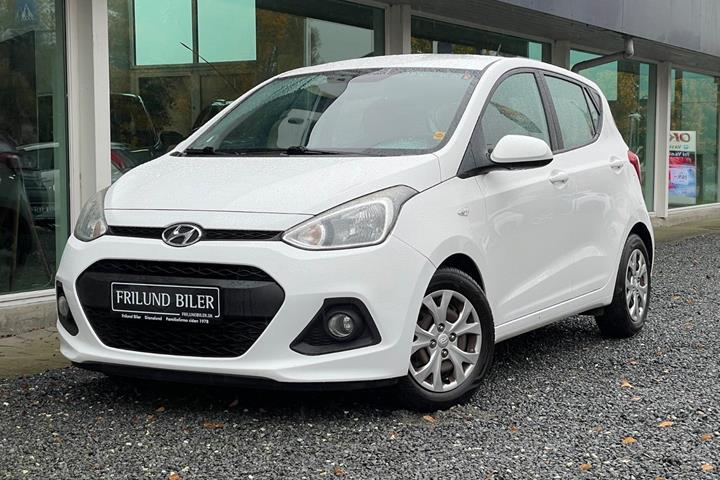 Hvid Hyundai i10 fra 2015