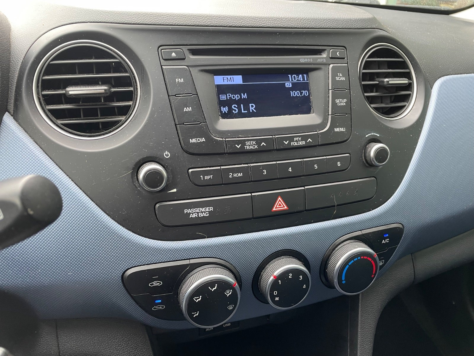Hvid Hyundai i10 fra 2015