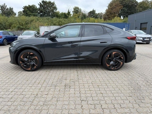 Grå Cupra Tavascan fra 2025