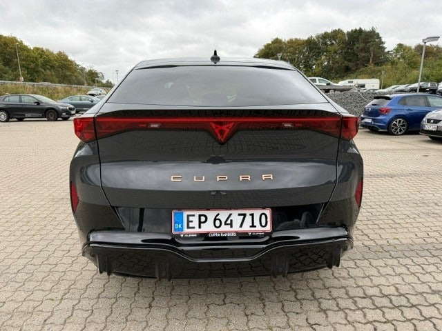 Grå Cupra Tavascan fra 2025