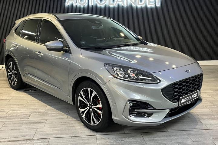 Sølv Ford Kuga fra 2020