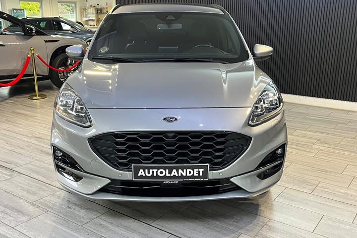 Sølv Ford Kuga fra 2020