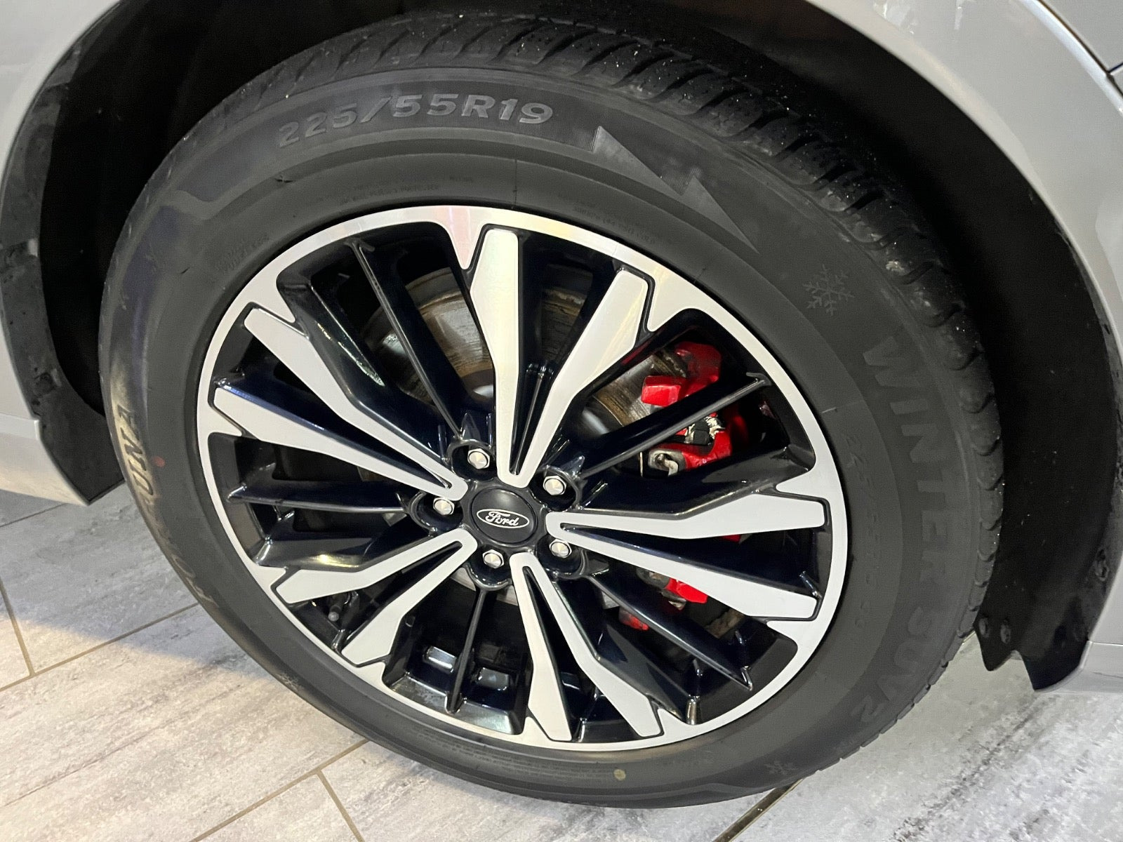 Sølv Ford Kuga fra 2020