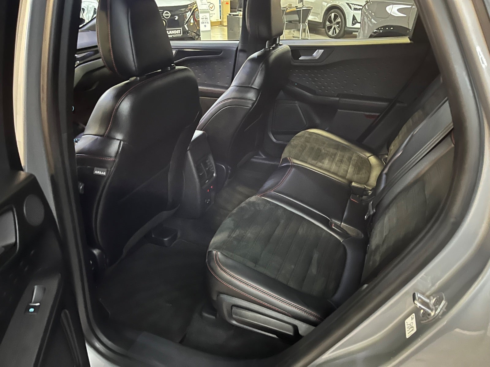Sølv Ford Kuga fra 2020