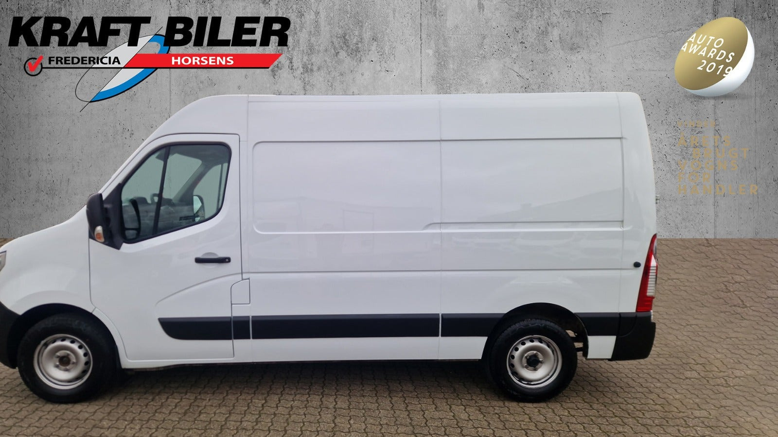 Hvid Nissan Interstar fra 2022