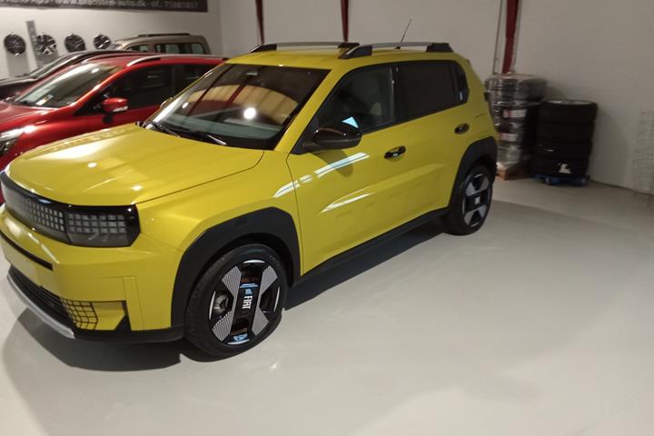 Gul Fiat Grande Panda fra 2025