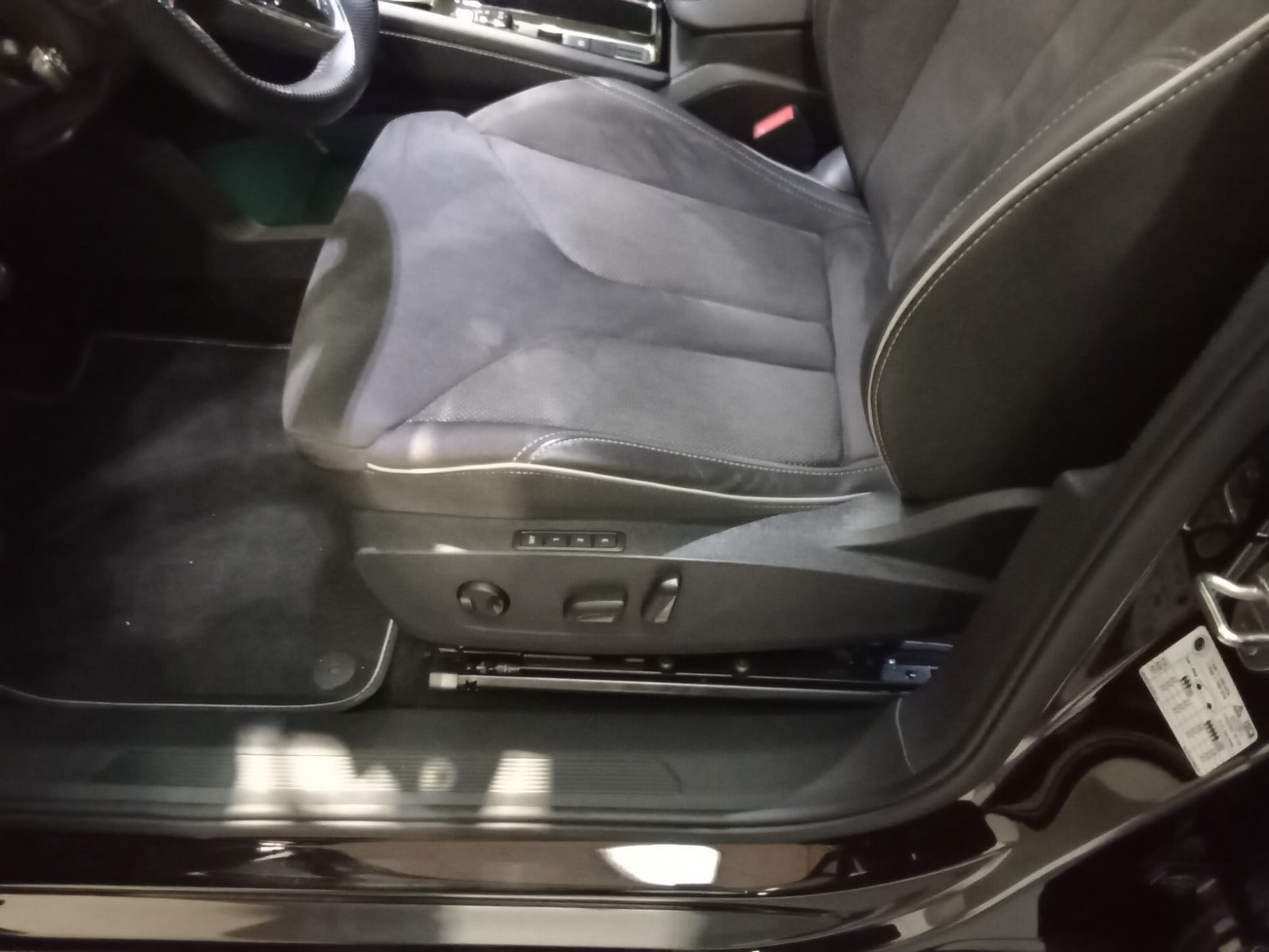 Sort Skoda Enyaq fra 2023