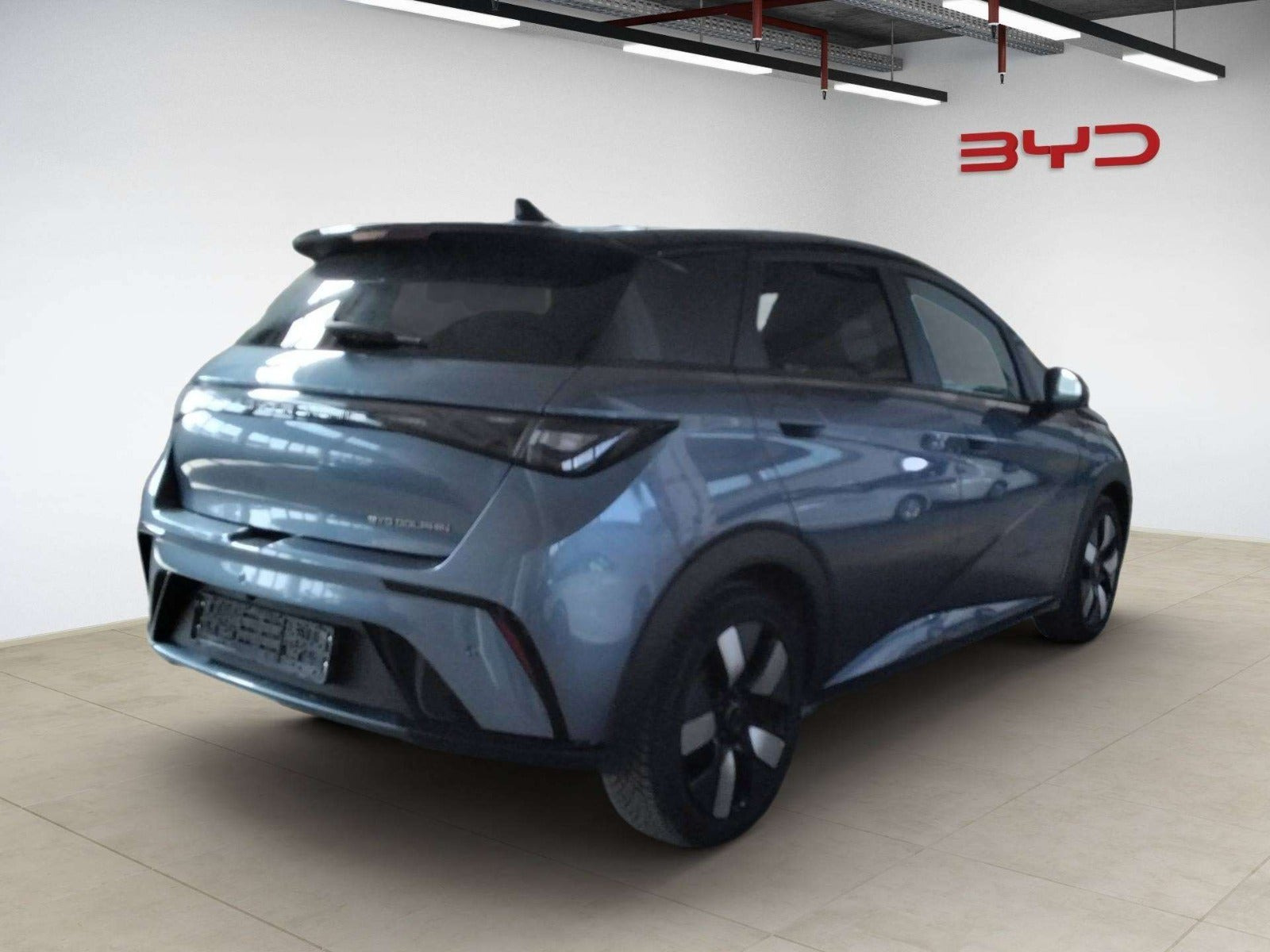 Grå BYD Dolphin fra 2025