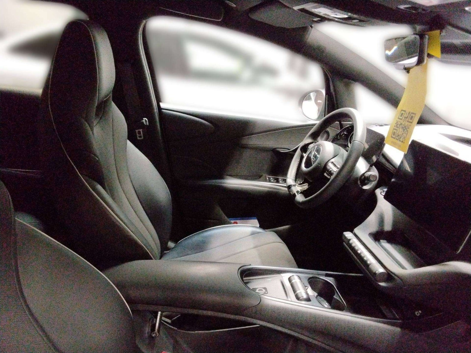 Grå BYD Dolphin fra 2025