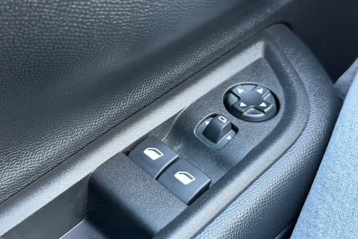 Grå Citroën e-C3 Aircross fra 2025