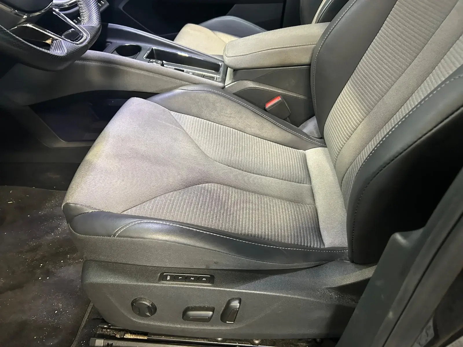 Sort Skoda Enyaq fra 2022