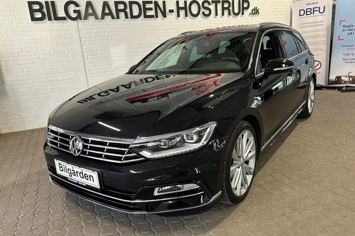 Sort VW Passat fra 2019