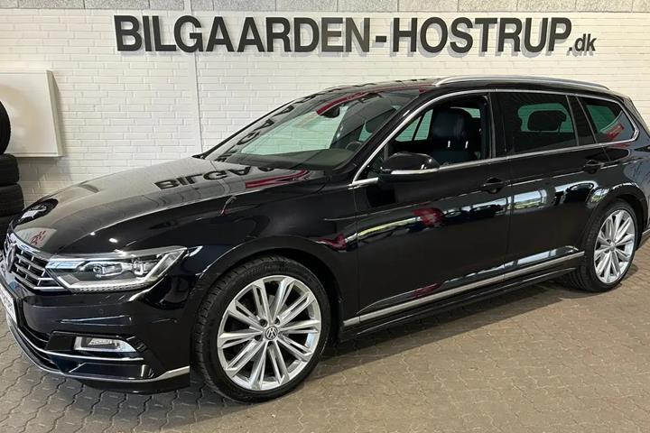 Sort VW Passat fra 2019