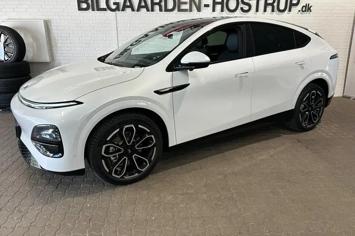 Hvid Xpeng G6 fra 2026