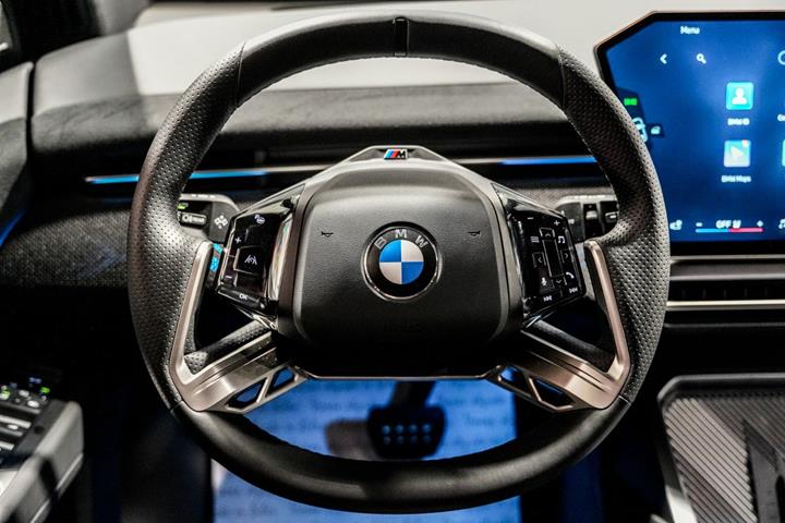 Sort BMW iX3 fra 2026