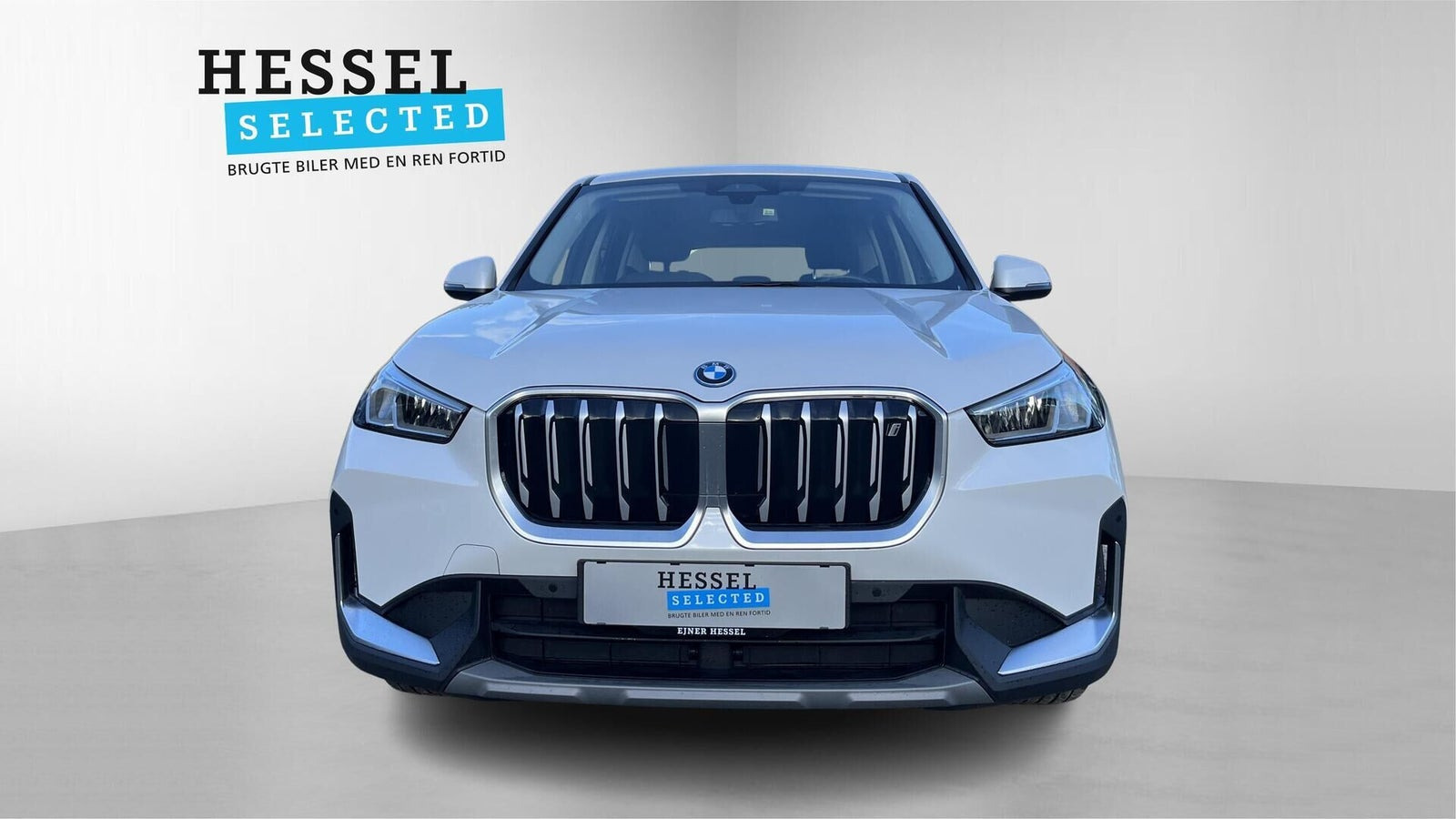 Hvid BMW iX1 fra 2023