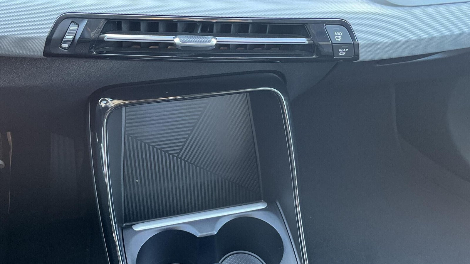 Hvid BMW iX1 fra 2023
