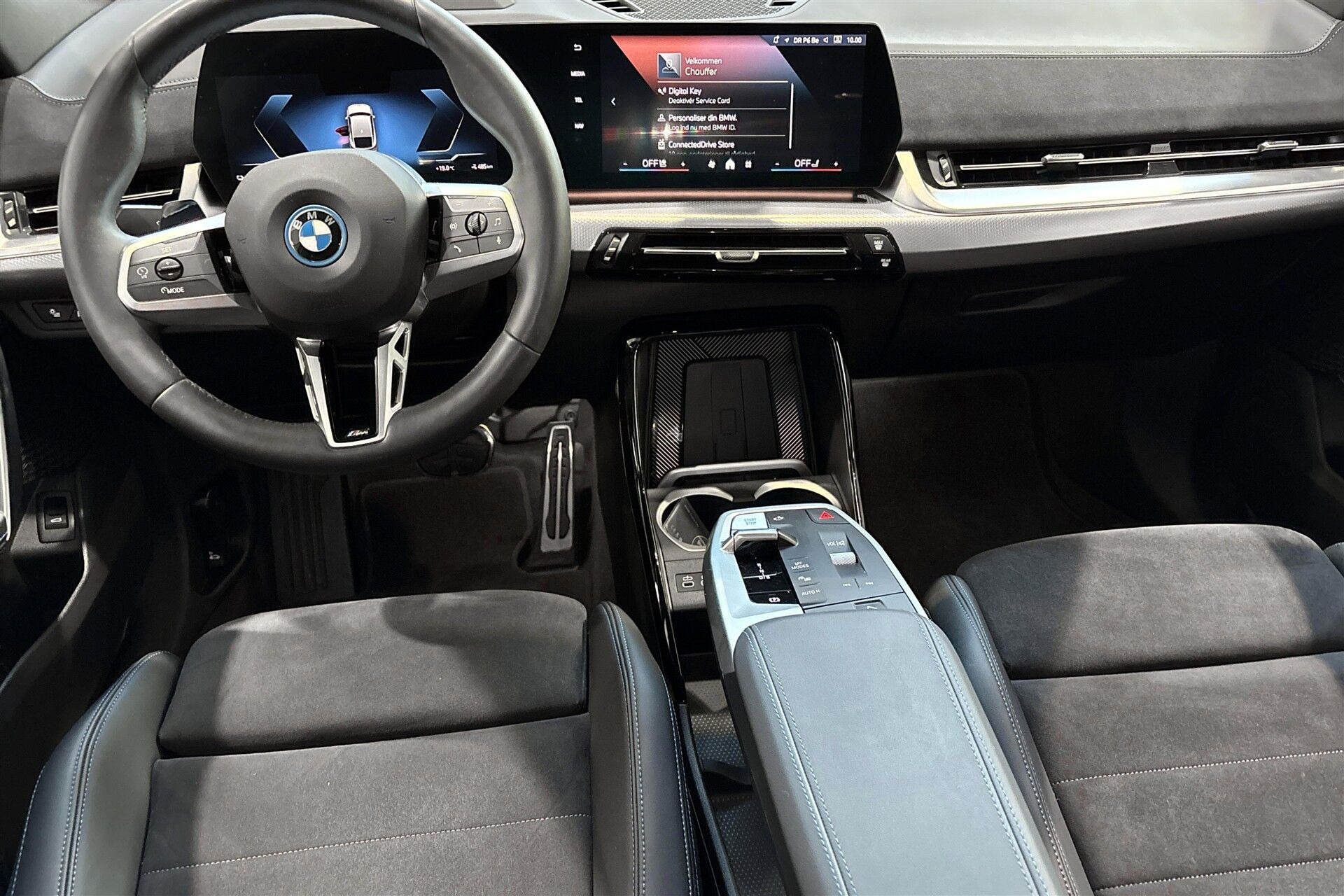Grå BMW iX2 fra 2025