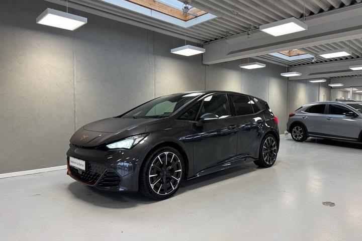 Grå Cupra Born fra 2022