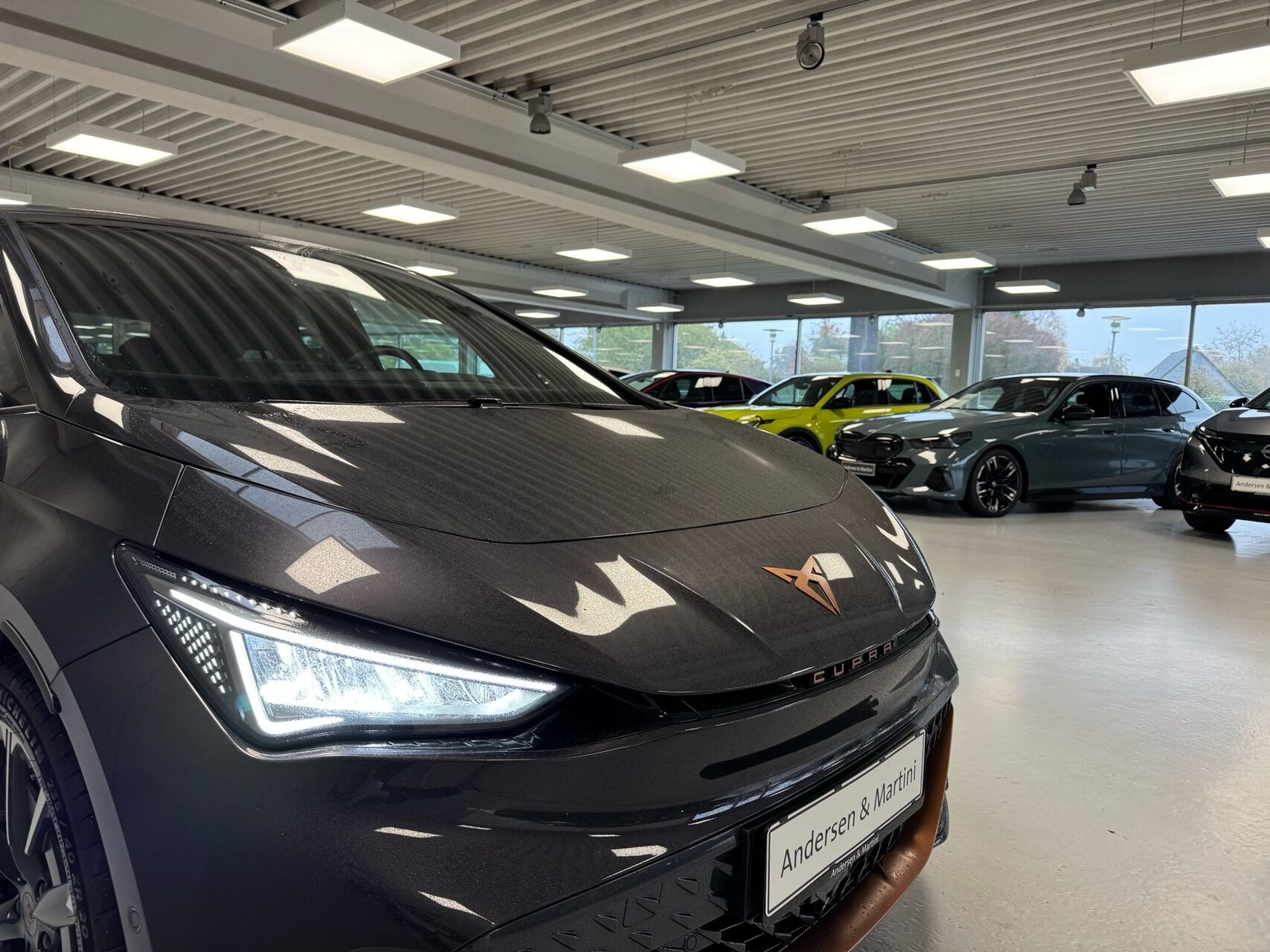 Grå Cupra Born fra 2022