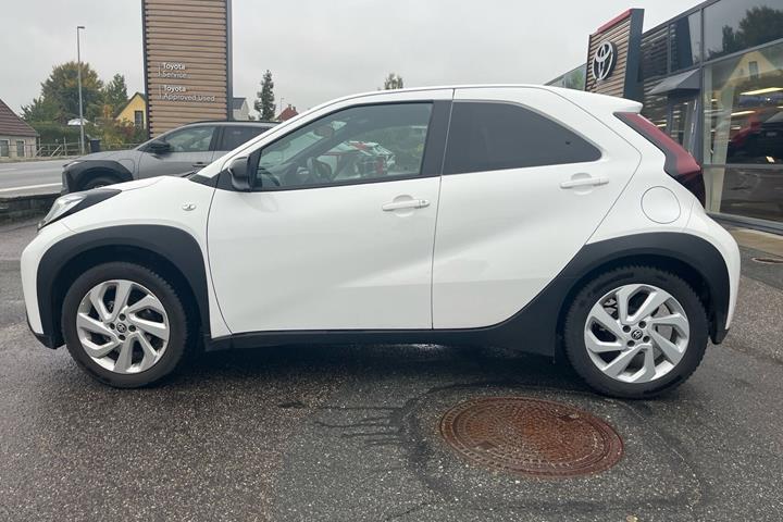 Hvid Toyota Aygo X fra 2026