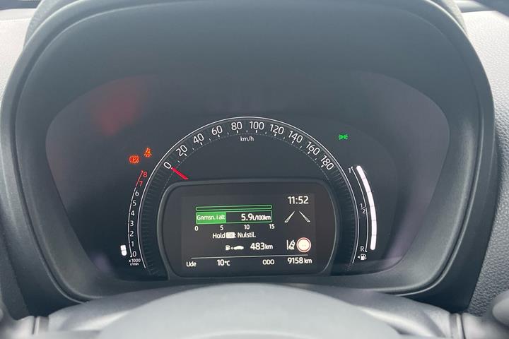 Hvid Toyota Aygo X fra 2026