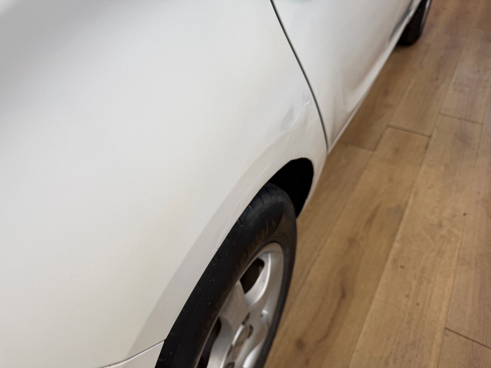 Hvid Hyundai i20 fra 2010