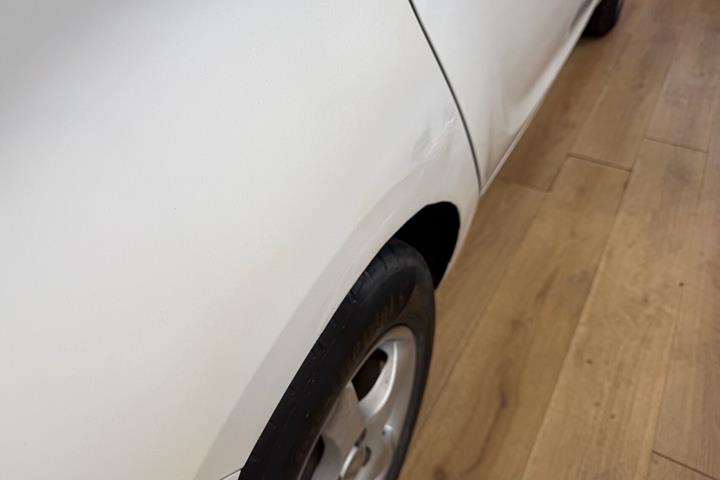 Hvid Hyundai i20 fra 2010