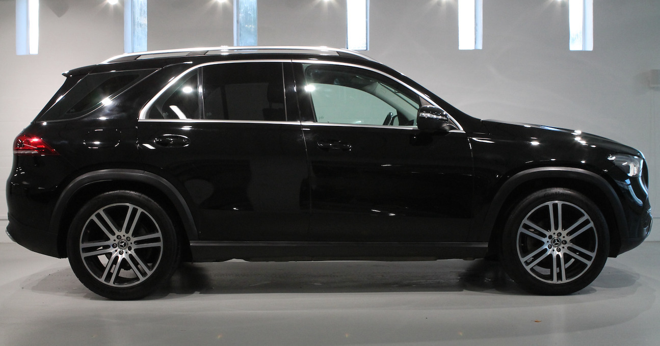 Sort Mercedes GLE300 d fra 2020