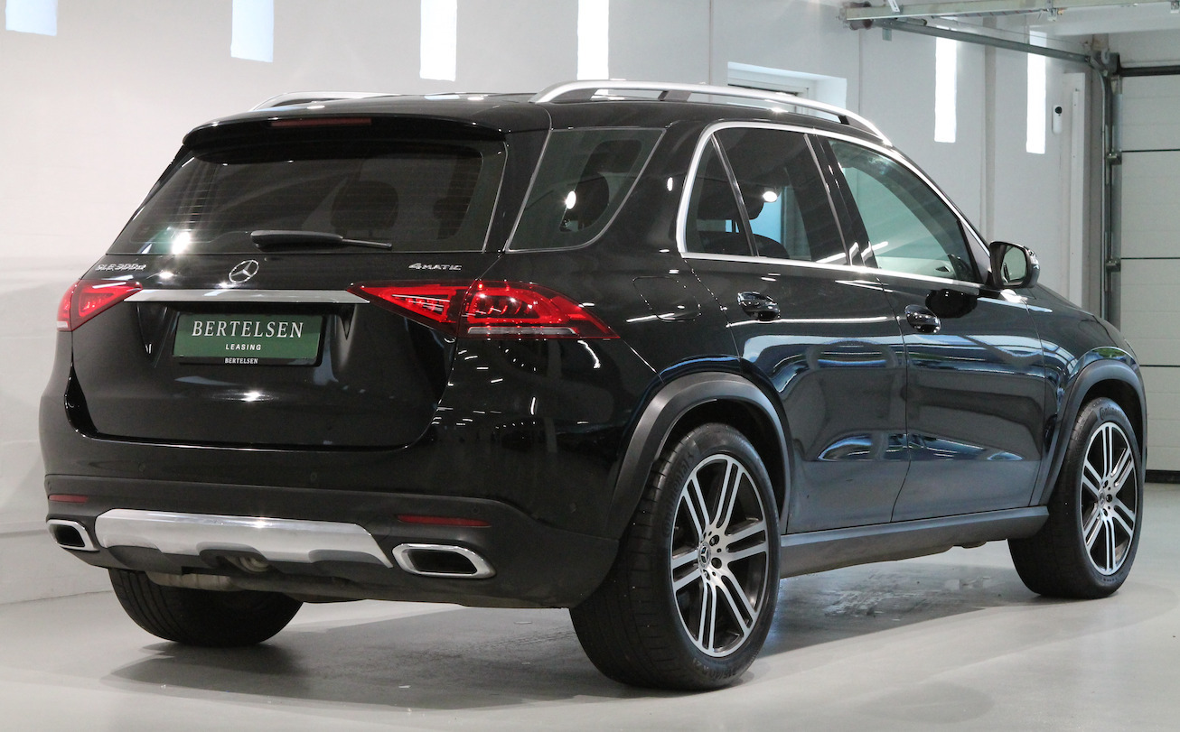 Sort Mercedes GLE300 d fra 2020