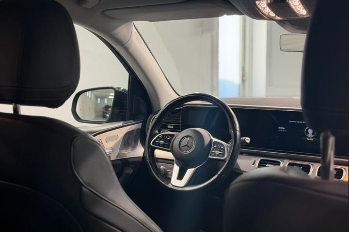 Sort Mercedes GLE300 d fra 2020
