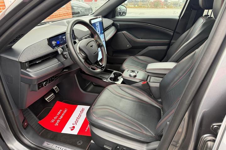 undefined Ford Mustang Mach-E fra 2023