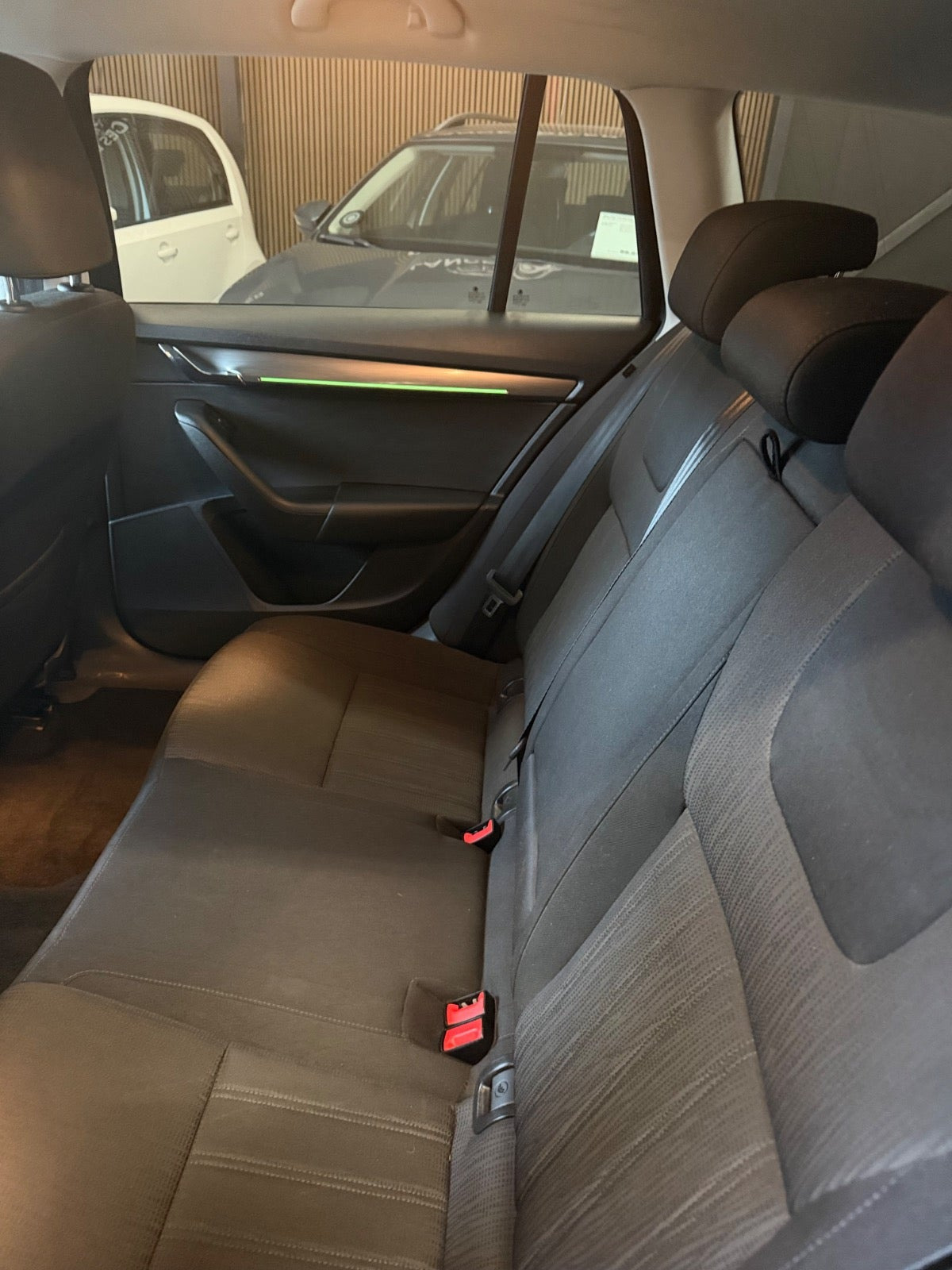 Sort Skoda Octavia fra 2019