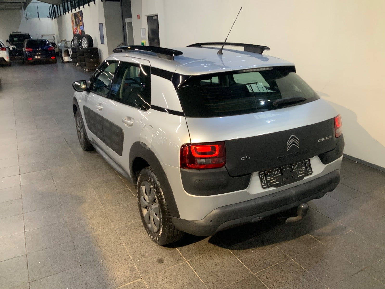 Grå Citroën C4 Cactus fra 2017