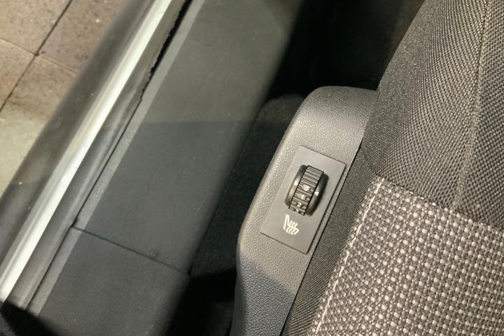 Grå Citroën C4 Cactus fra 2017