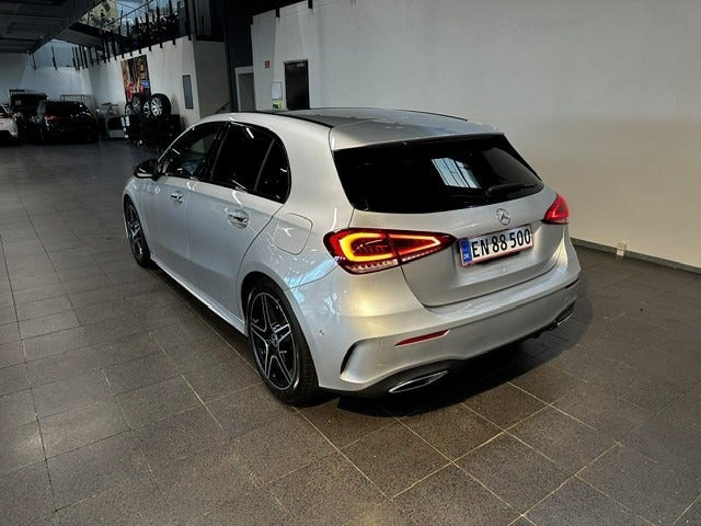 Sølv Mercedes A220 d fra 2020