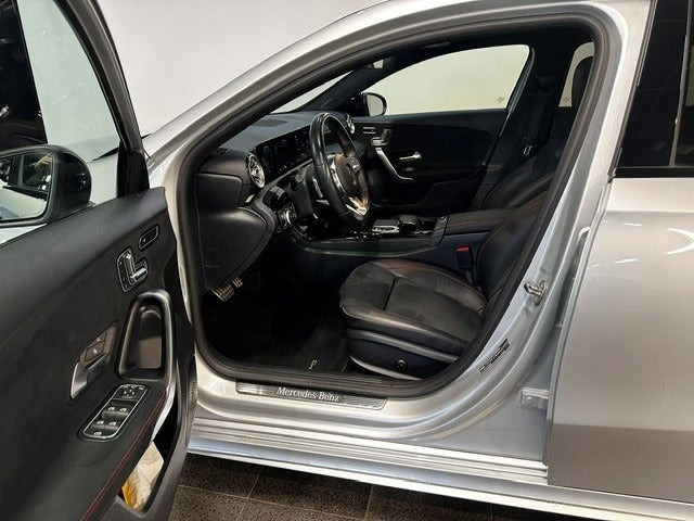 Sølv Mercedes A220 d fra 2020