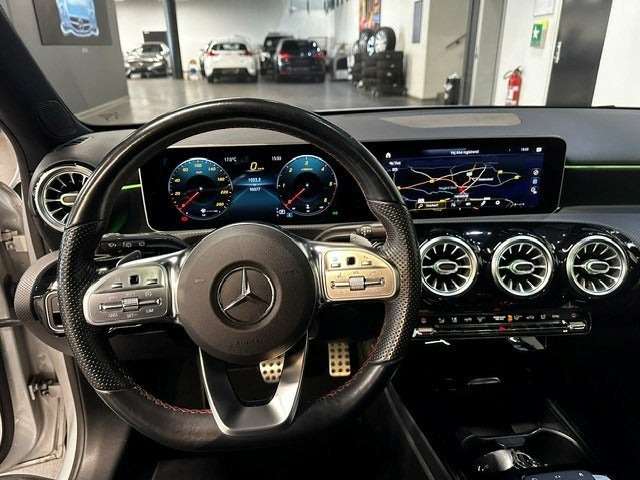Sølv Mercedes A220 d fra 2020
