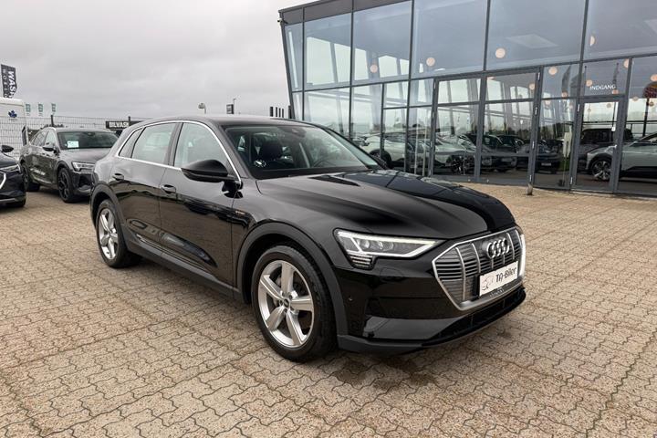 Sort Audi e-tron fra 2022