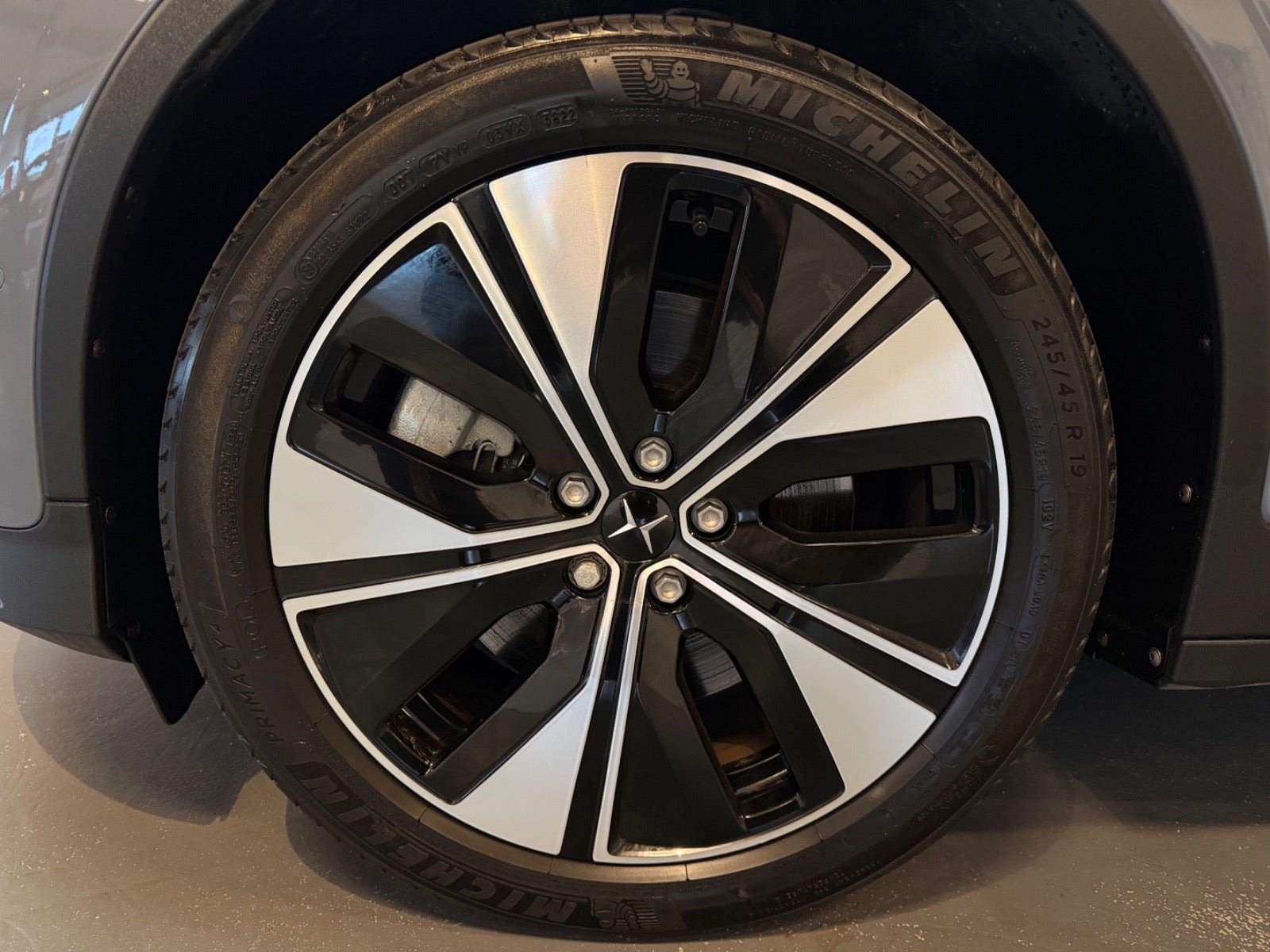 Polestar 2 Long Range AWD
