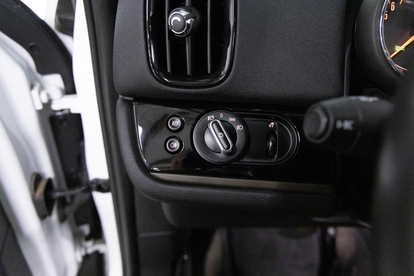 Hvid Mini Countryman Cooper fra 2019