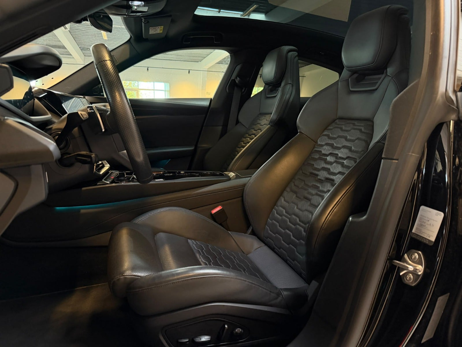 Sort Audi e-tron GT fra 2022