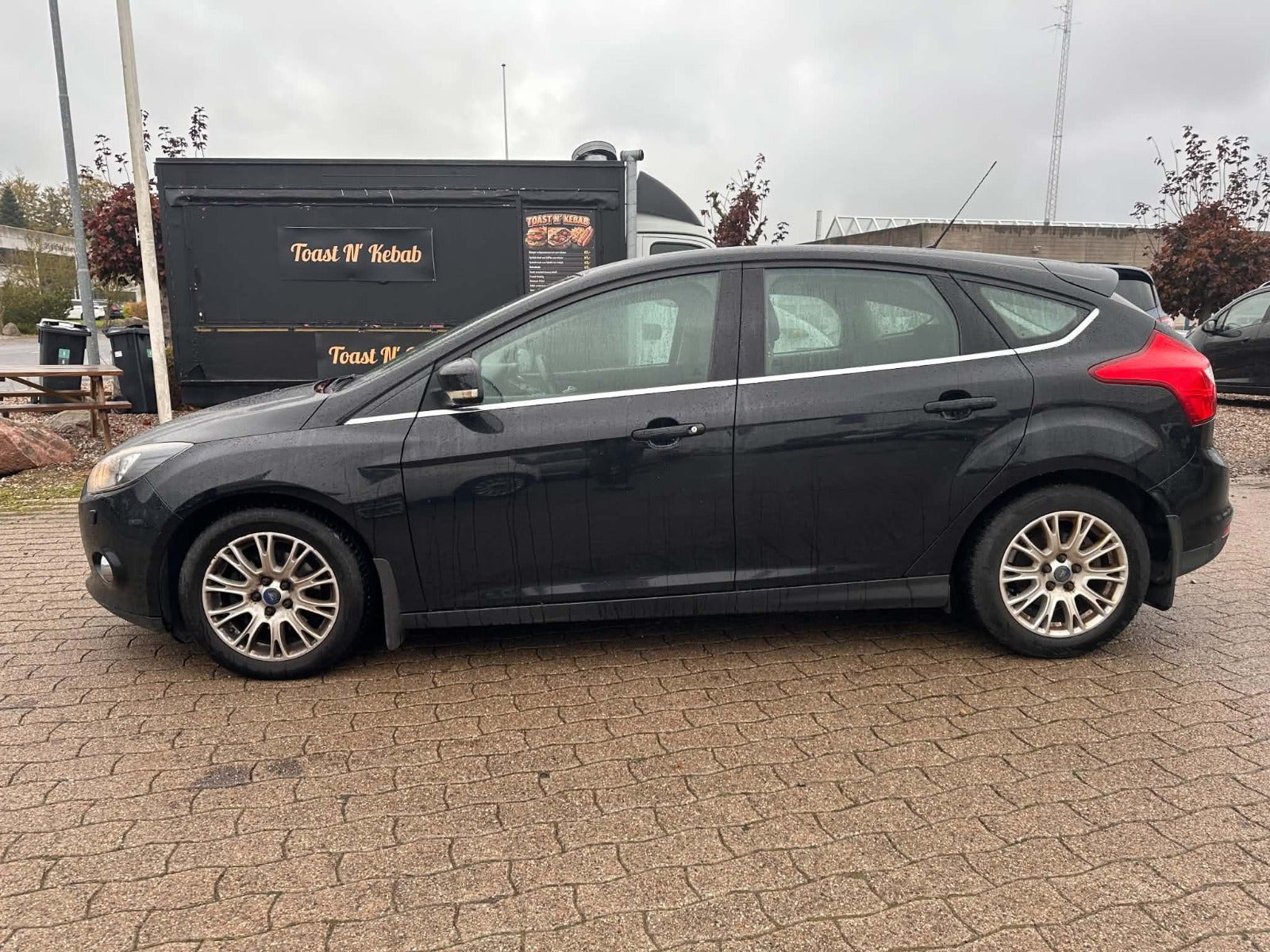 Sort Ford Focus fra 2011