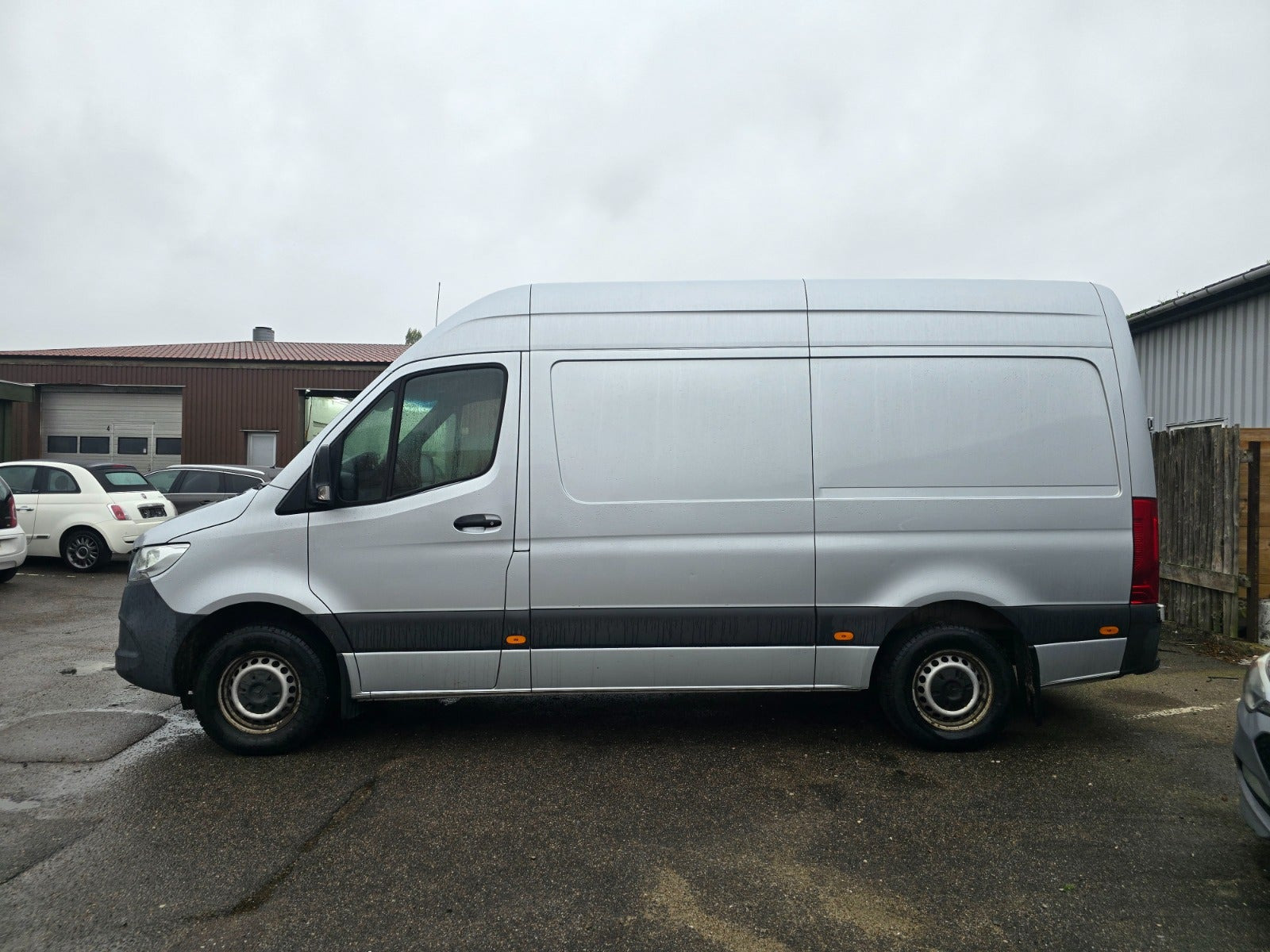 Sølv Mercedes Sprinter 316 fra 2019