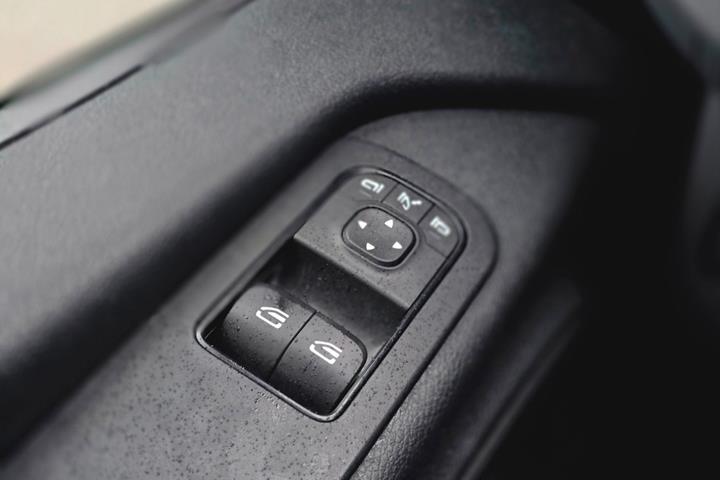 Sølv Mercedes Sprinter 316 fra 2019