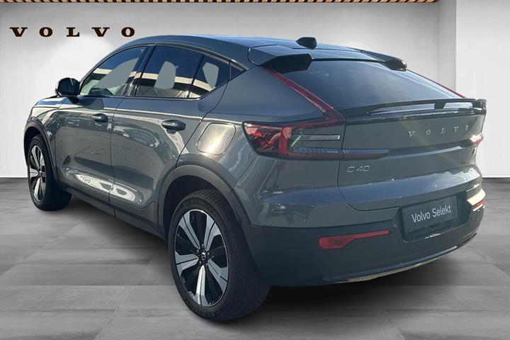 Grå Volvo C40 fra 2023
