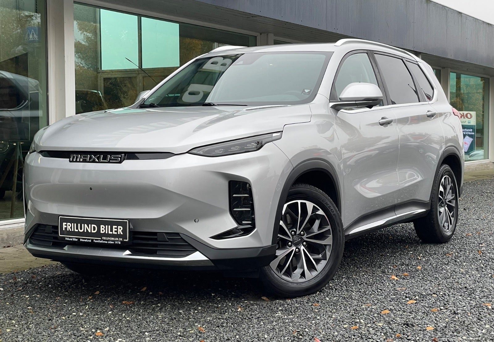 Maxus Euniq6